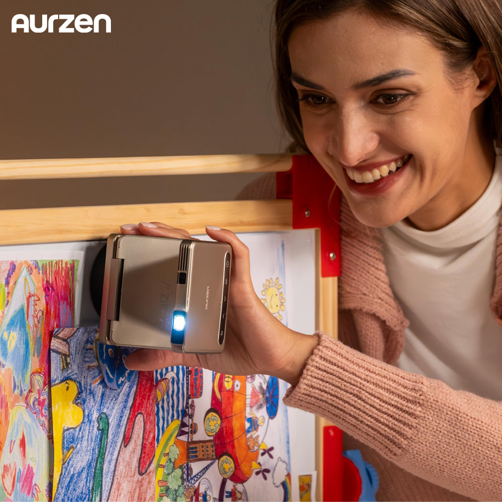 What Makes a Good Mini Projector in 2025? A Buyer’s Guide for First-Time Users