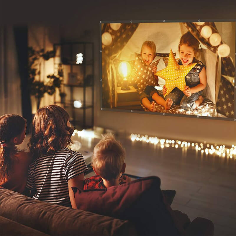 Choosing the Right Projector Screen for Your Home Theater